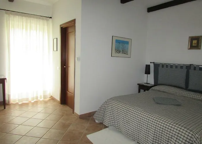 Cascina Barin Farm stay *